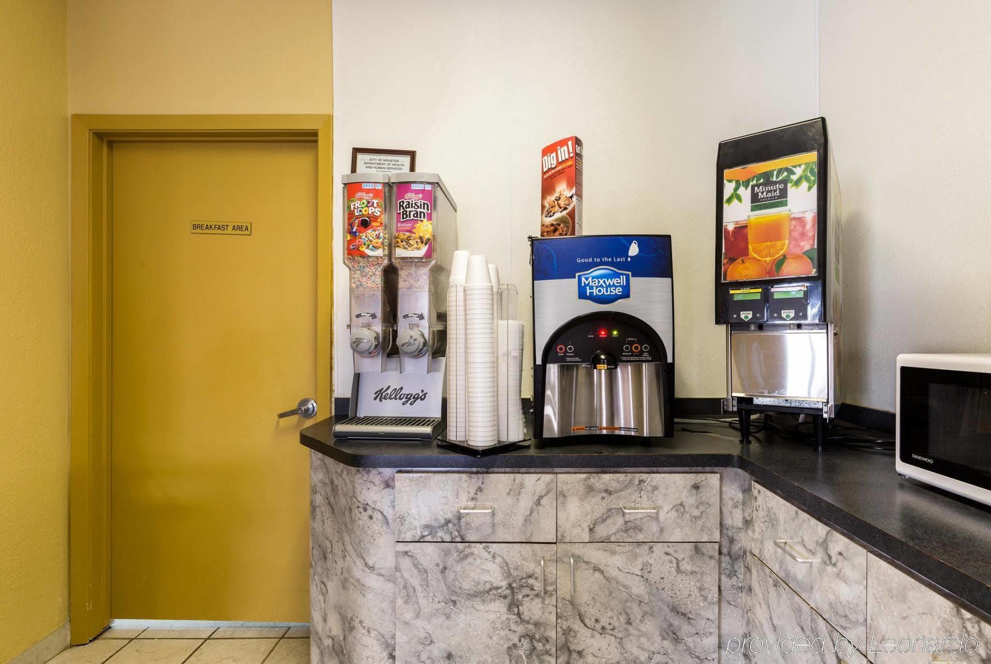Express Inn Hobby Airport Хюстън Екстериор снимка